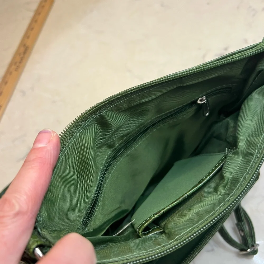 Green Crocodile-Embossed Crossbody‎ Bag